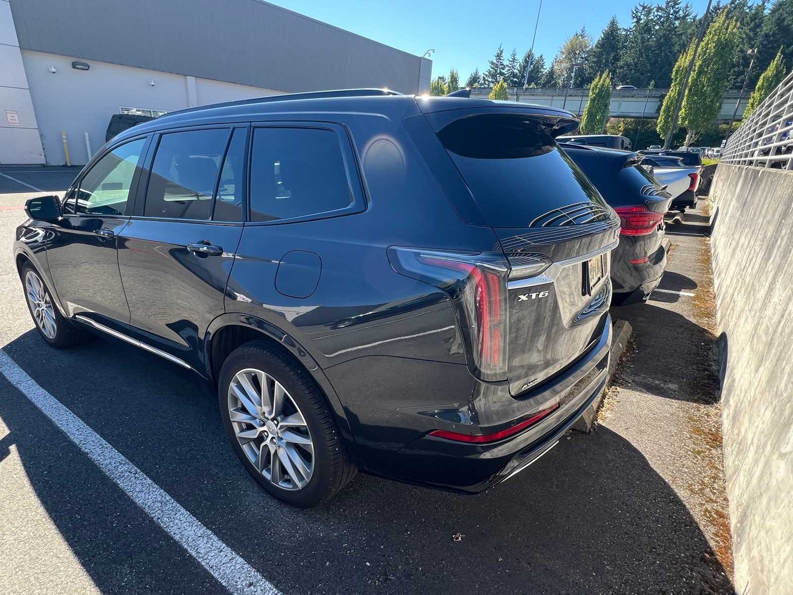 Thumbnail: 2020 Cadillac XT6 - 7