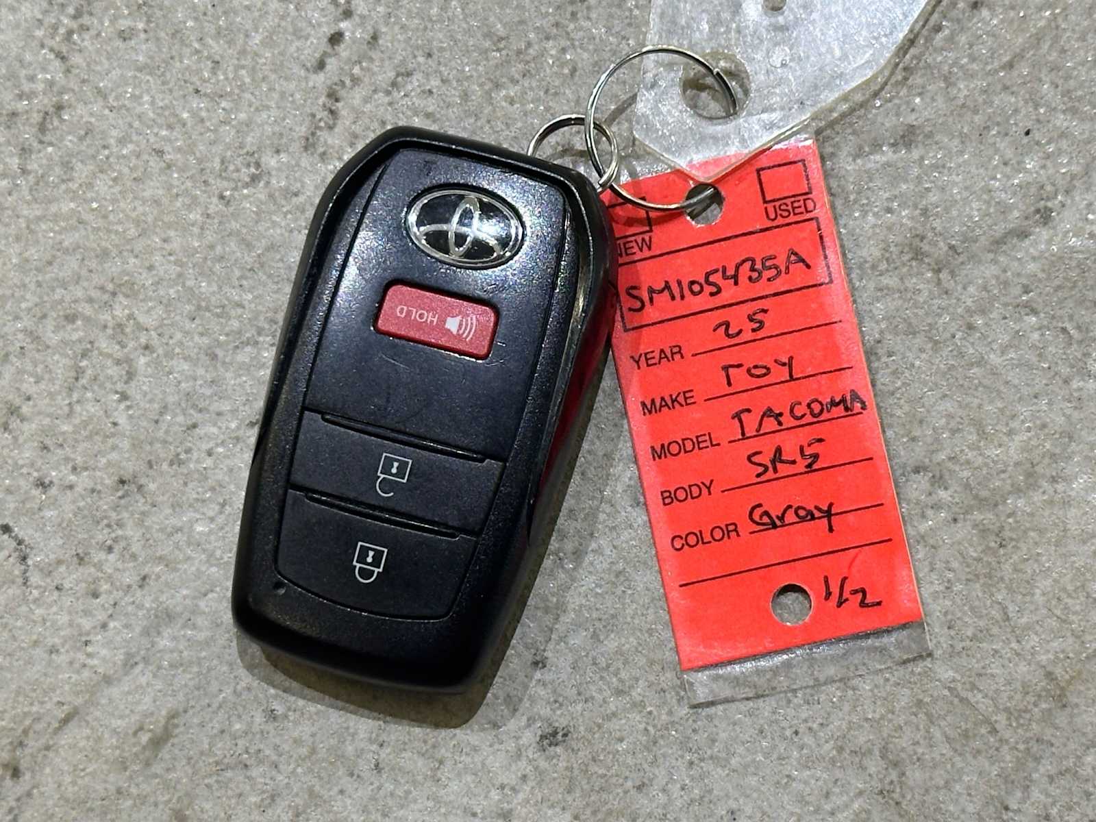 Thumbnail: 2025 Toyota Tacoma - 31