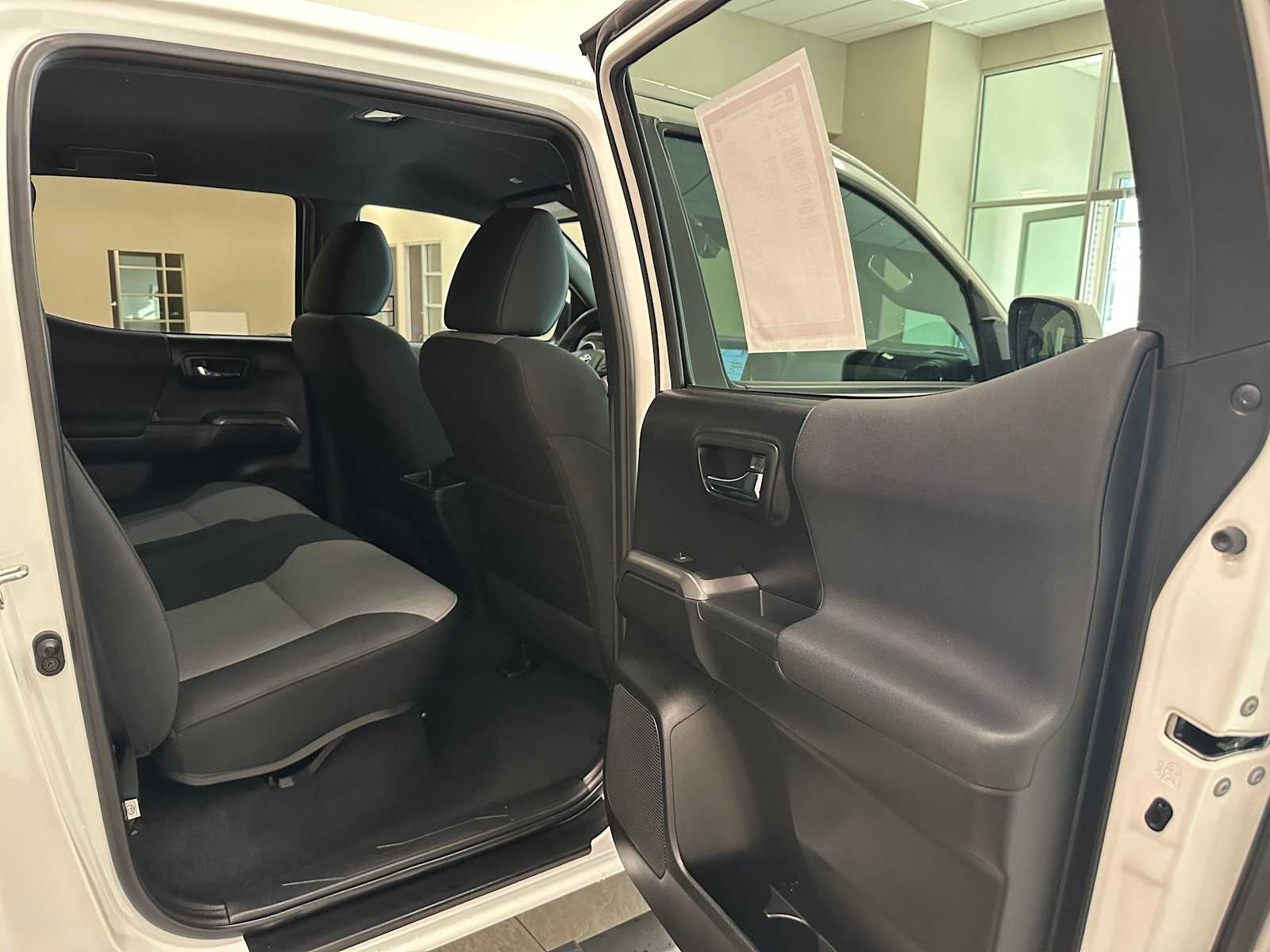 Thumbnail: 2023 Toyota Tacoma - 28