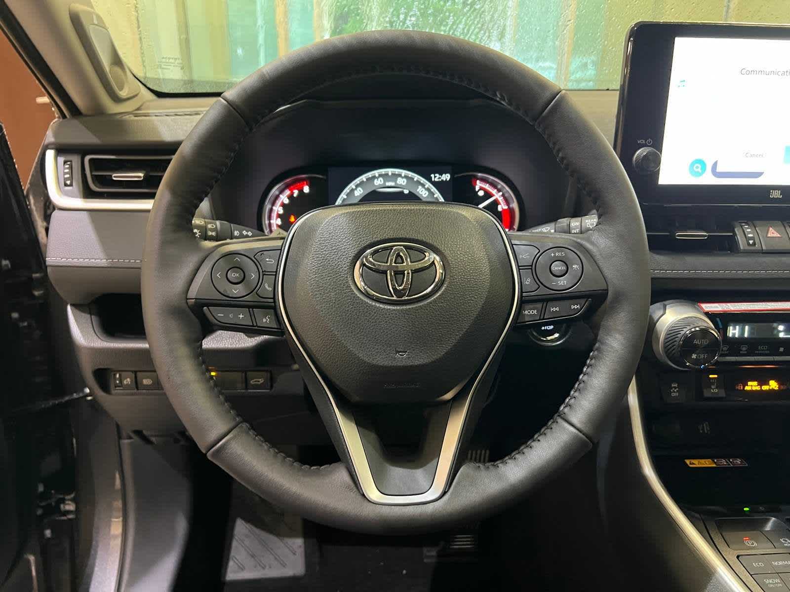 Thumbnail: 2025 Toyota RAV4 - 20