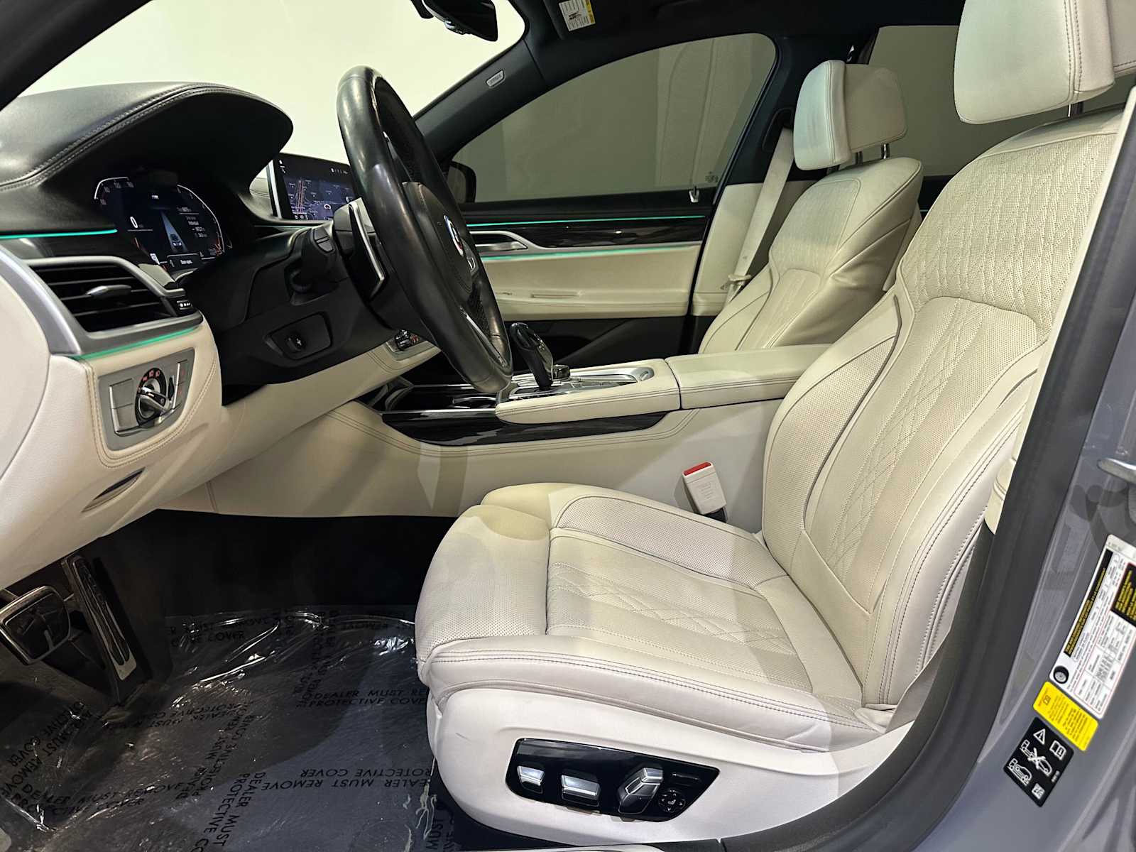 Thumbnail: 2021 BMW 7 Series - 23