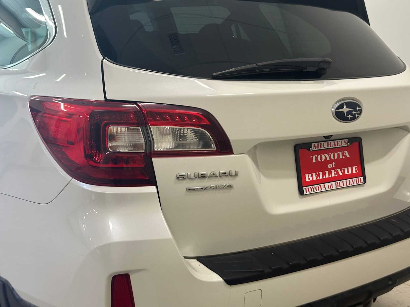 Thumbnail: 2017 Subaru Outback - 7