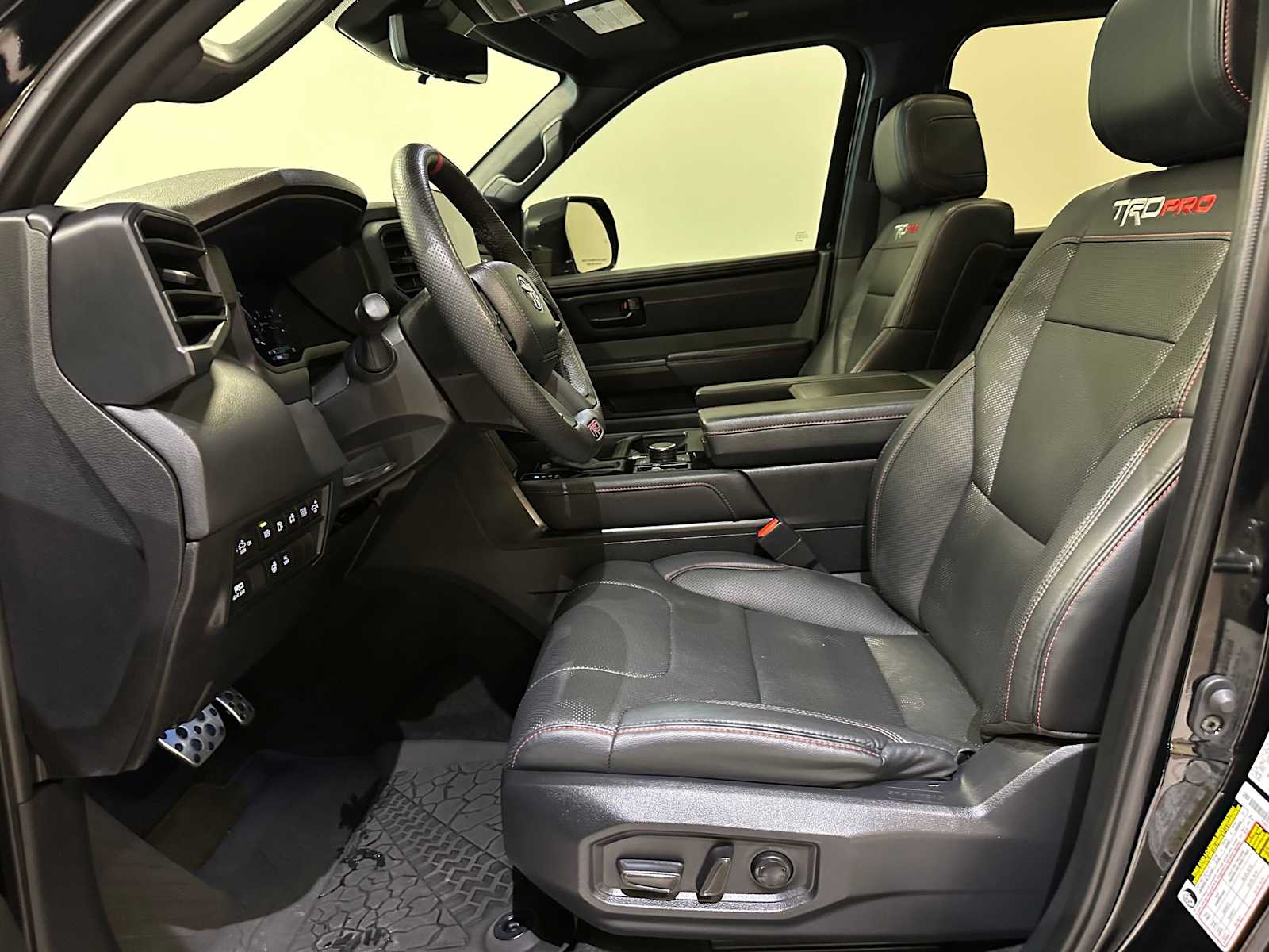 Thumbnail: 2024 Toyota Tundra - 21