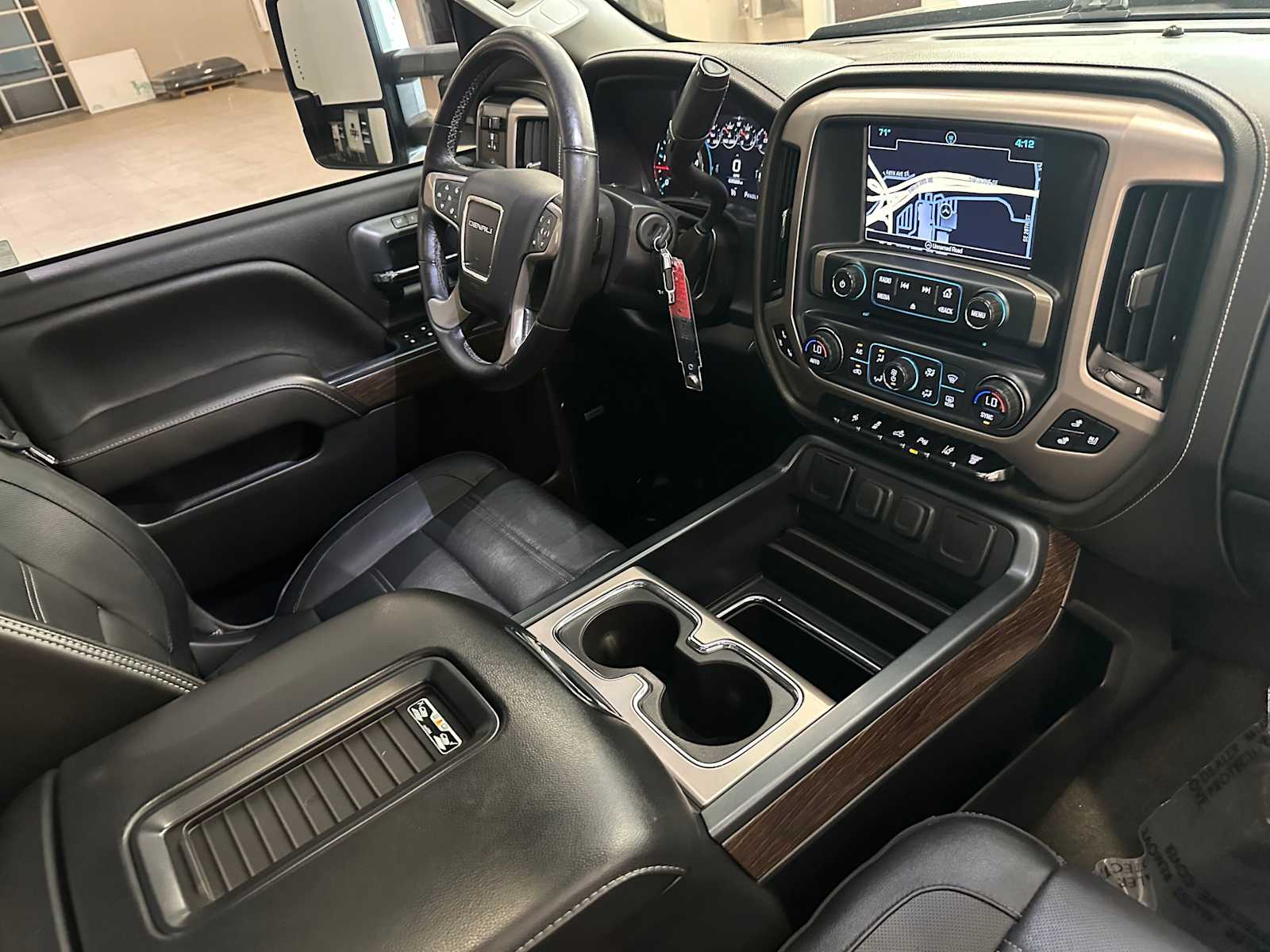 Thumbnail: 2018 GMC Sierra 3500 - 28