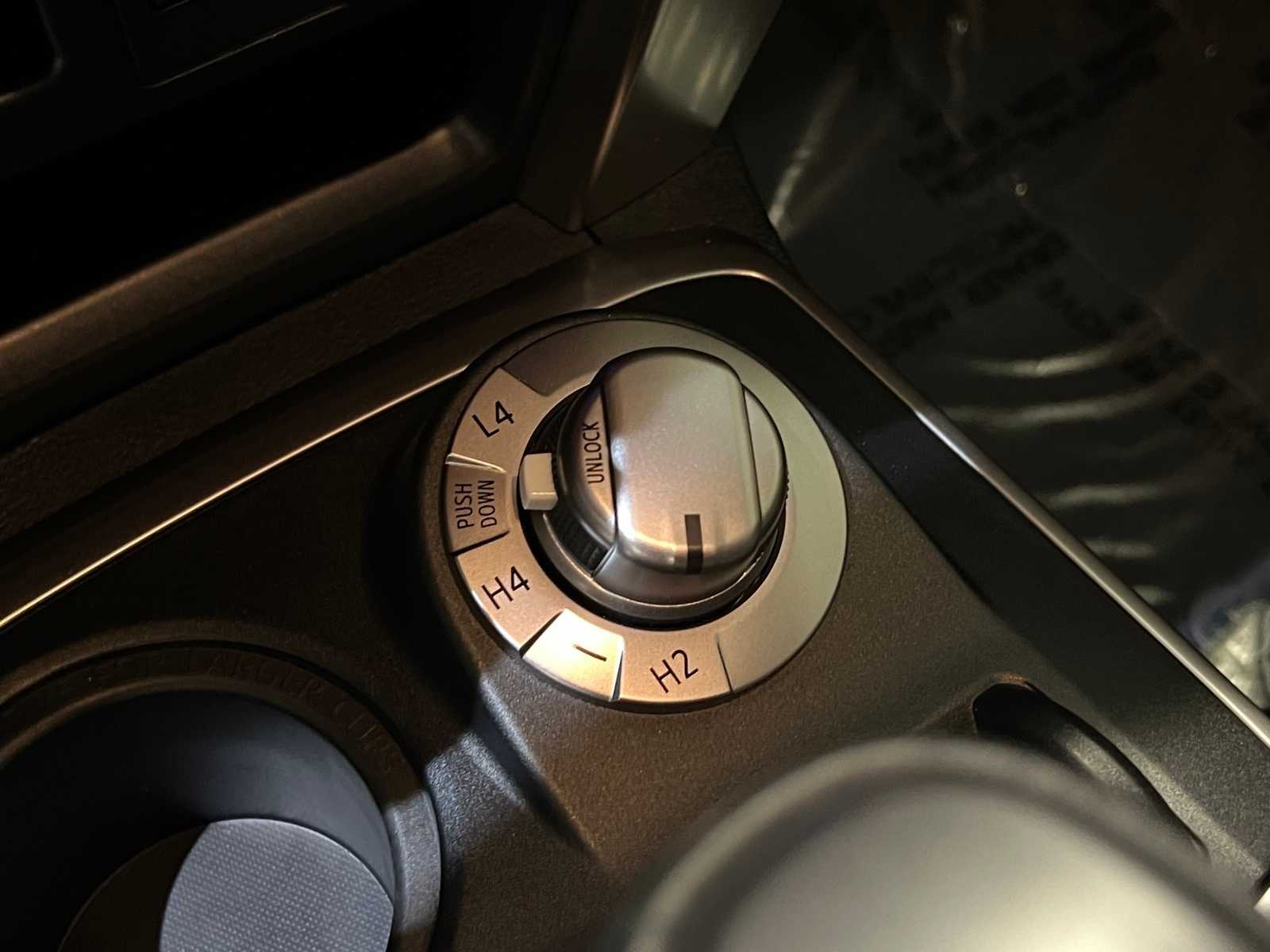 Thumbnail: 2024 Toyota 4Runner - 25