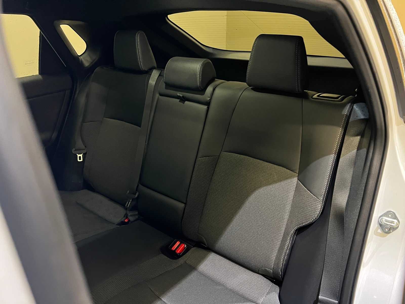 Thumbnail: 2024 Toyota bZ4X - 13