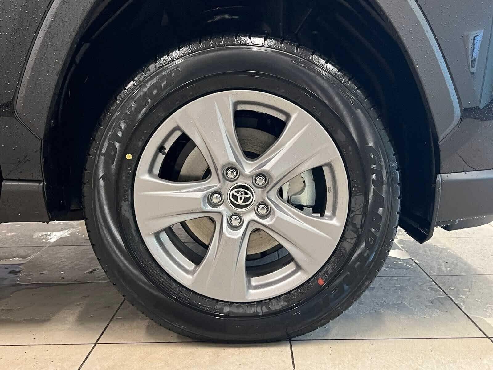 Thumbnail: 2025 Toyota RAV4 - 7