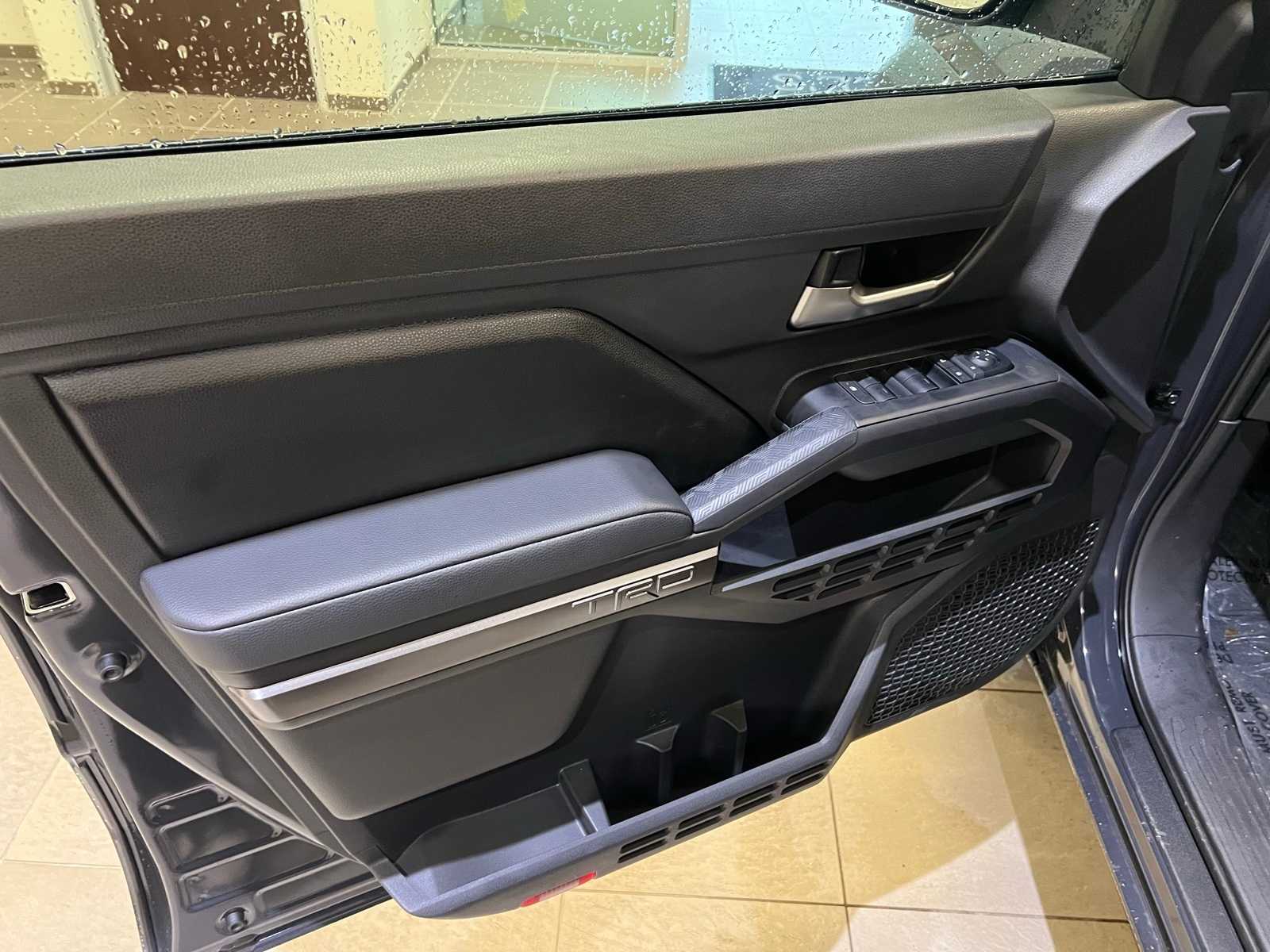 Thumbnail: 2025 Toyota Tacoma - 18