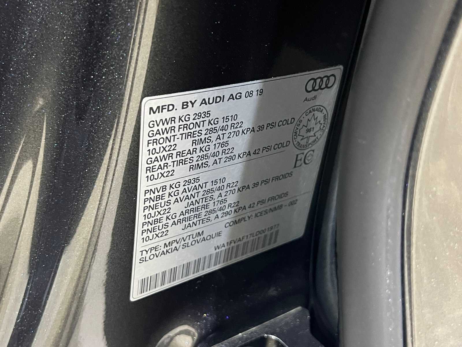 Thumbnail: 2020 Audi Q8 - 28