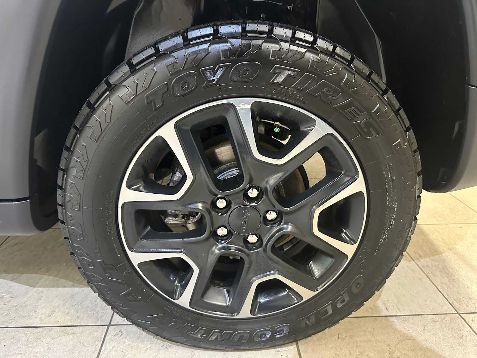 Thumbnail: 2019 Jeep Compass - 8