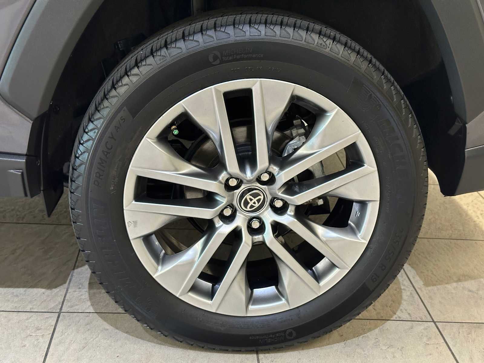 Thumbnail: 2023 Toyota RAV4 - 8