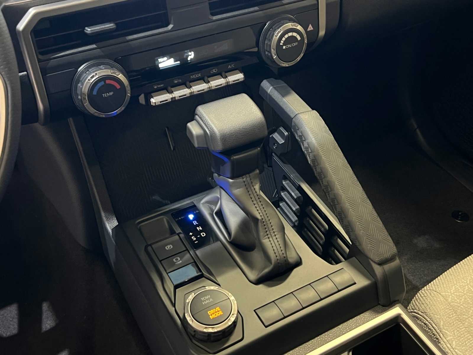 Thumbnail: 2025 Toyota 4Runner - 22