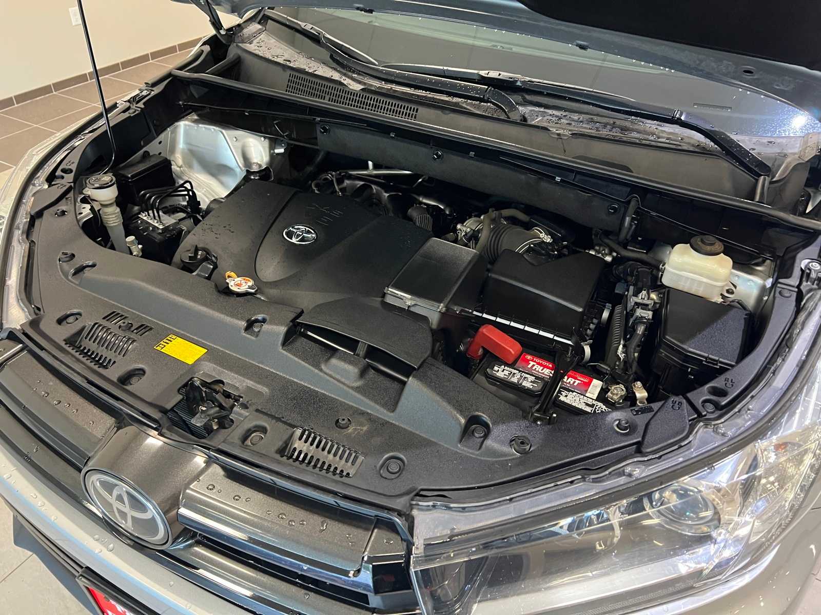 Thumbnail: 2018 Toyota Highlander - 9