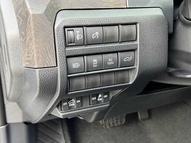 Thumbnail: 2024 Toyota Tacoma - 17