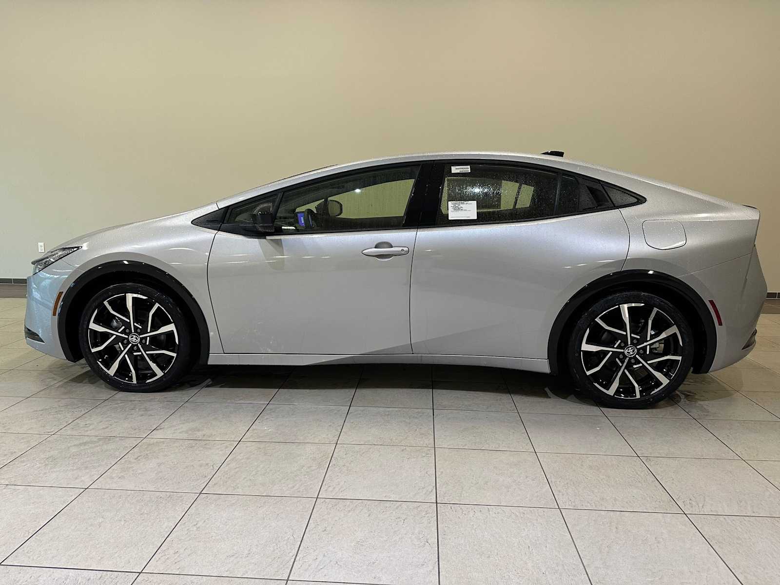 Thumbnail: 2026 Toyota Prius - 3