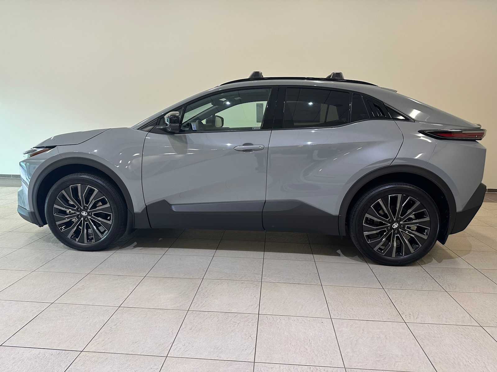 Thumbnail: 2026 Toyota C-HR - 3