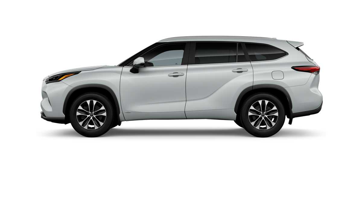 Thumbnail: 2026 Toyota Highlander - 4