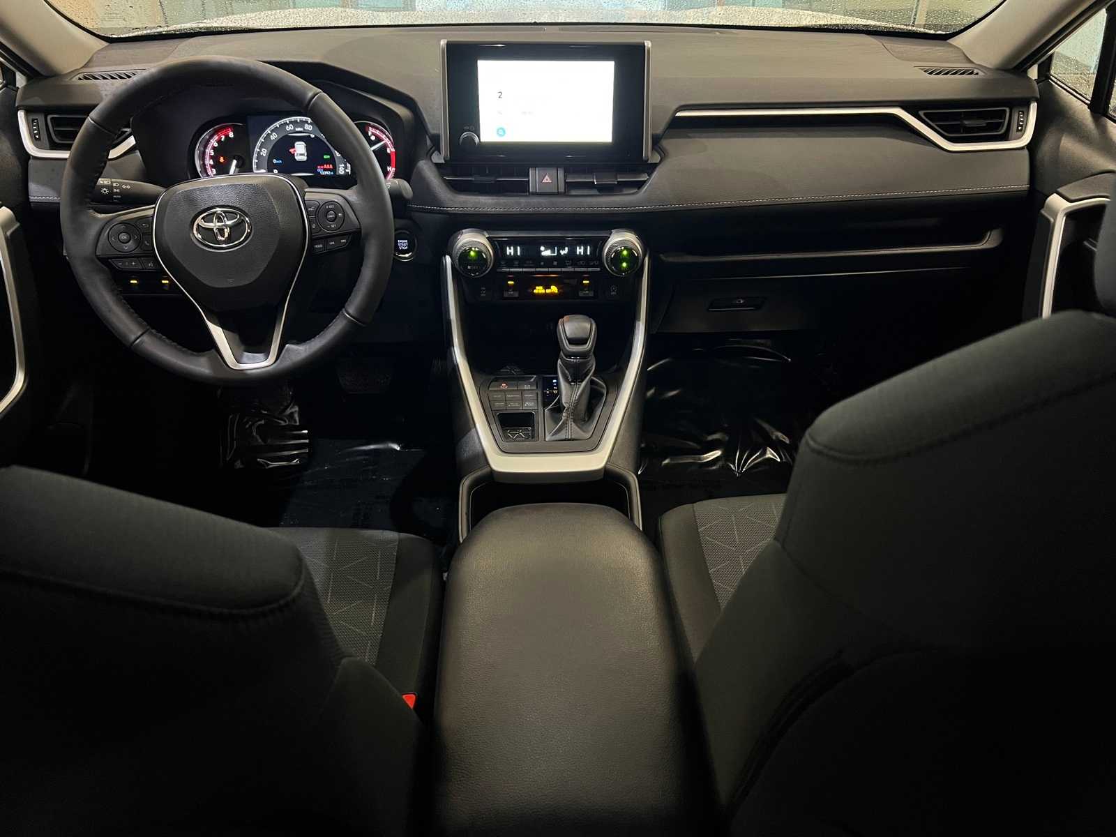 Thumbnail: 2024 Toyota RAV4 - 10