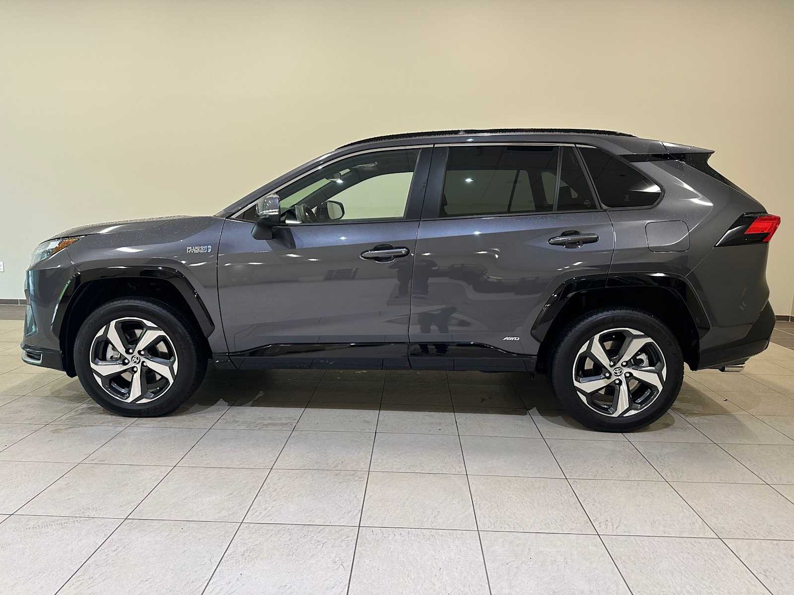 Thumbnail: 2024 Toyota RAV4 - 3