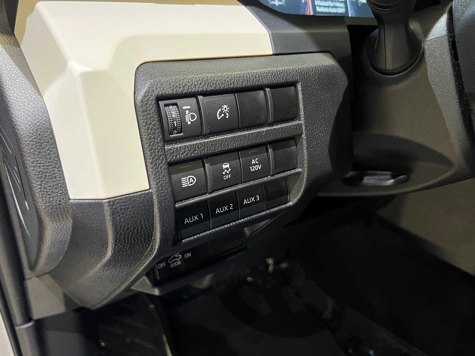 Thumbnail: 2024 Toyota Tacoma - 16