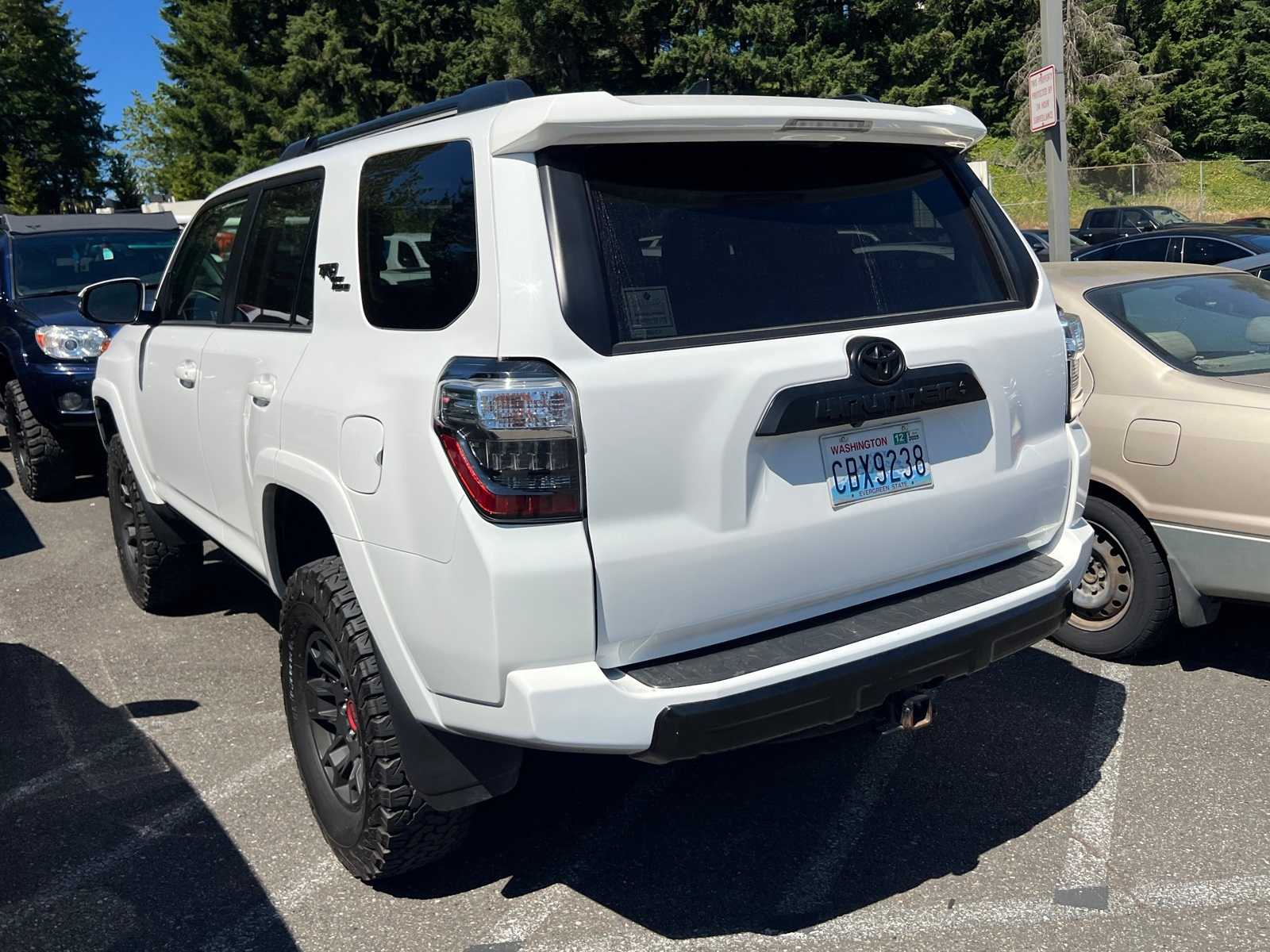 Thumbnail: 2021 Toyota 4Runner - 8