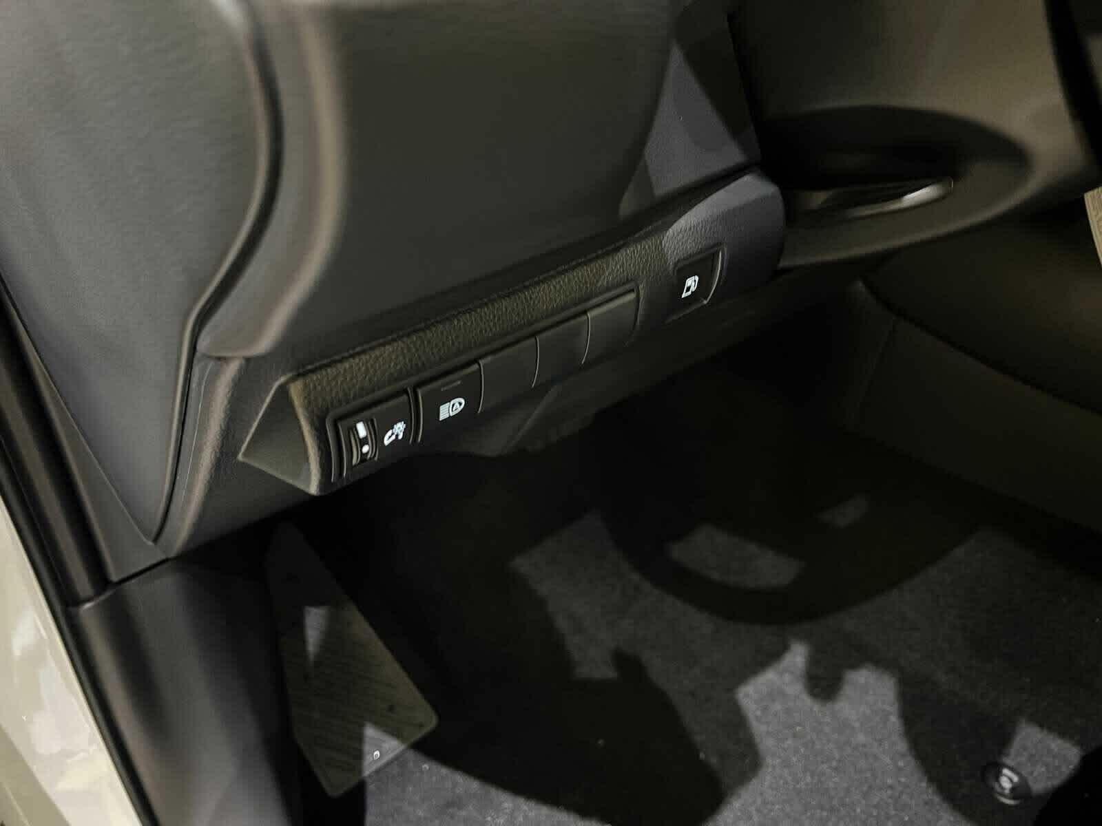 Thumbnail: 2026 Toyota Corolla - 16