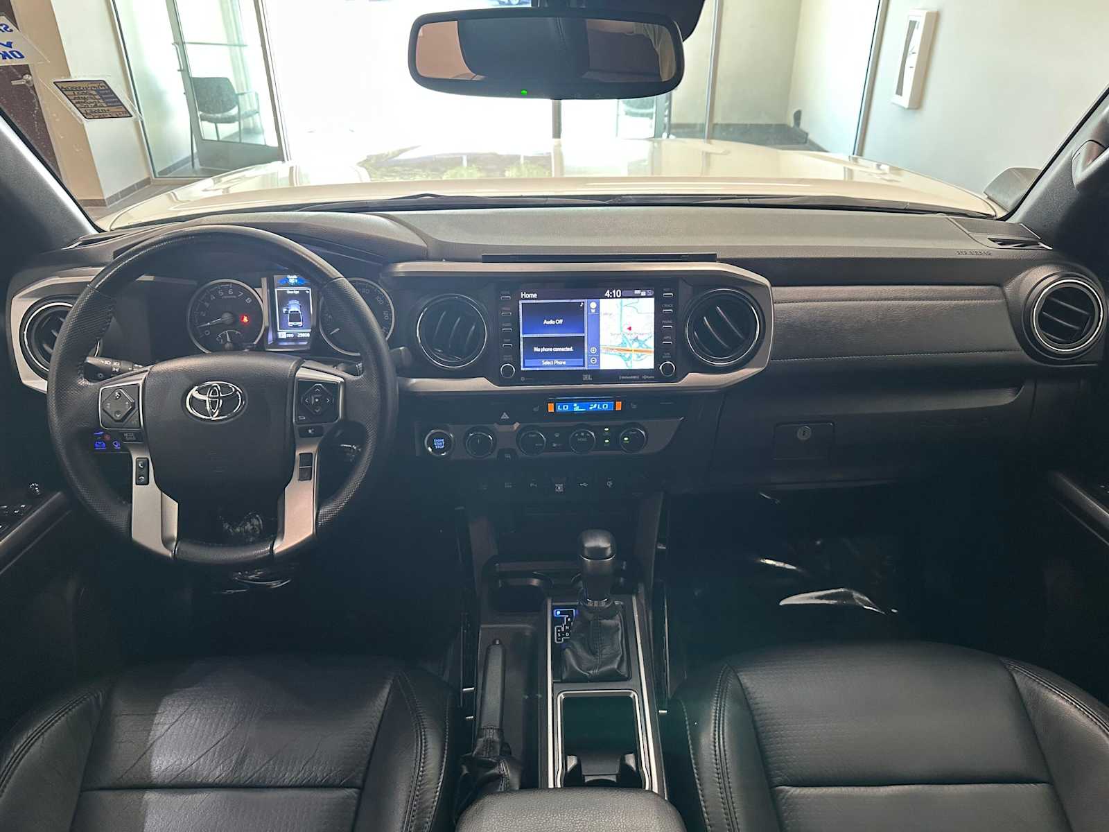 Thumbnail: 2021 Toyota Tacoma - 10