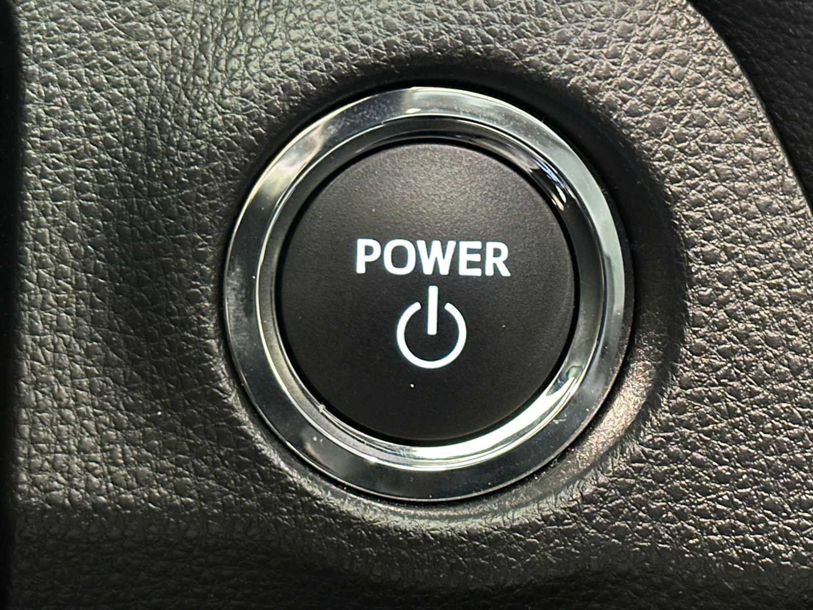 Thumbnail: 2024 Toyota RAV4 - 17