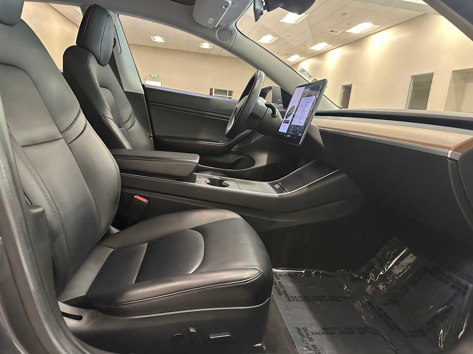 Thumbnail: 2018 Tesla Model 3 - 31