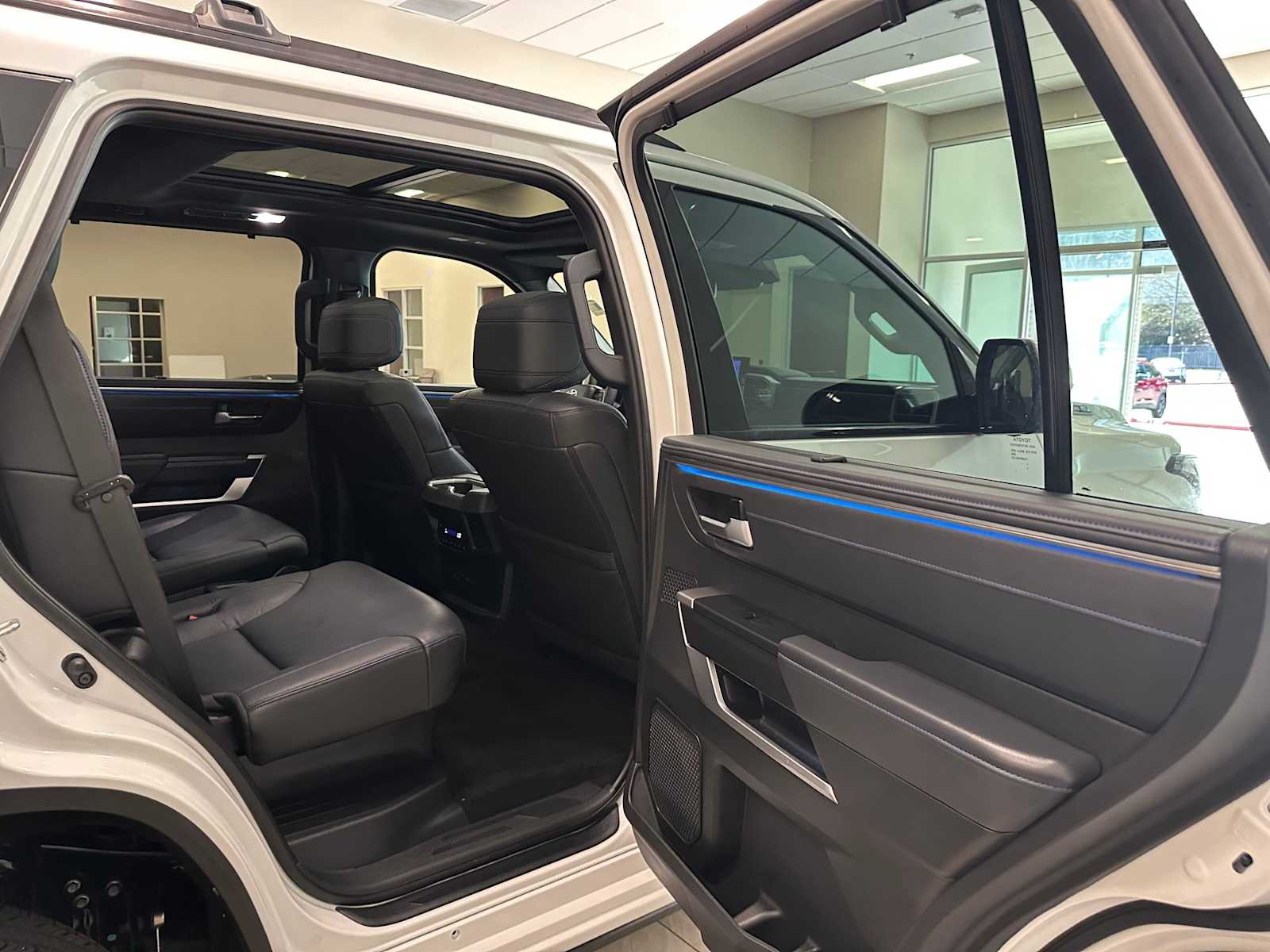 Thumbnail: 2023 Toyota Sequoia - 28