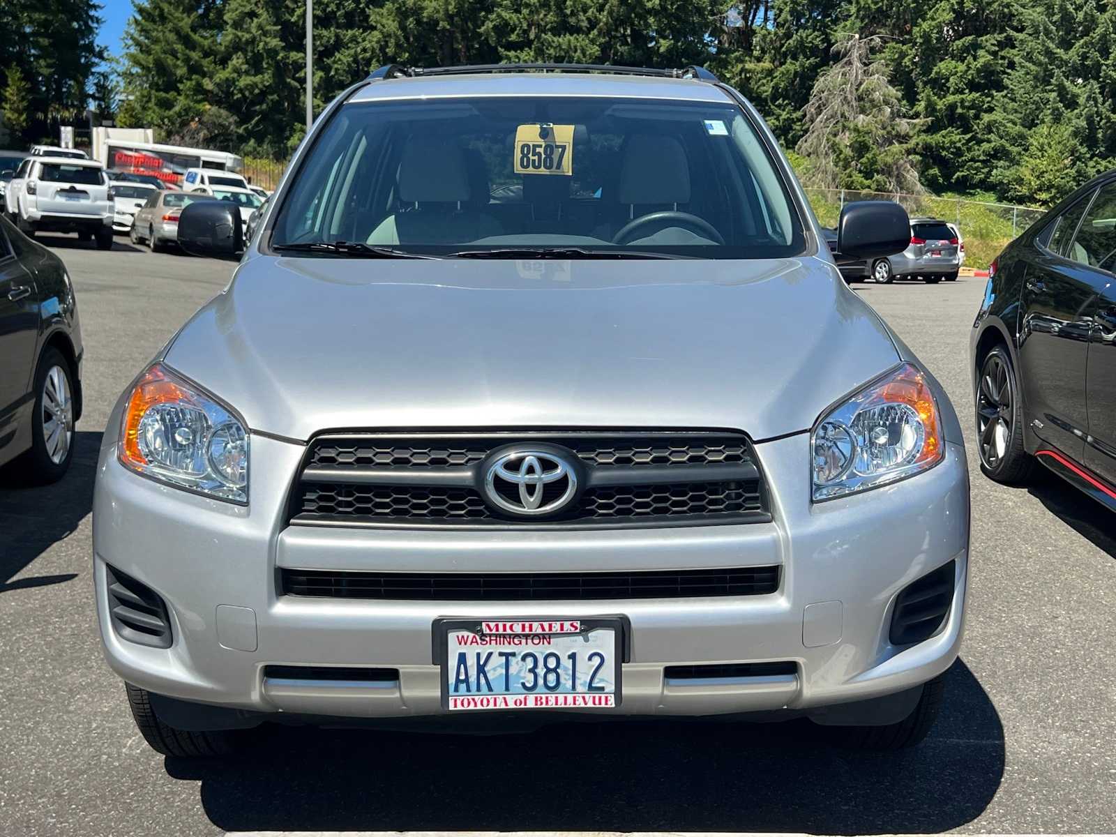 Thumbnail: 2012 Toyota RAV4 - 2