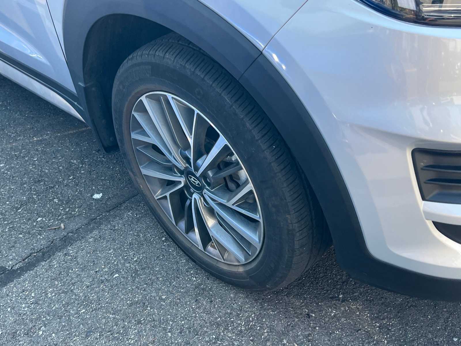 Thumbnail: 2019 Hyundai Tucson - 5