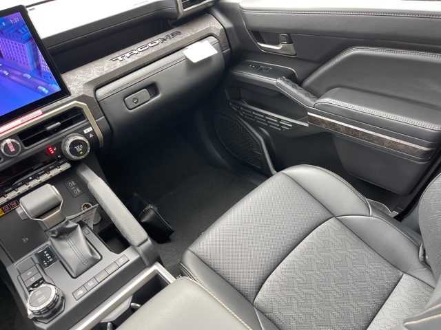 Thumbnail: 2024 Toyota Tacoma - 11