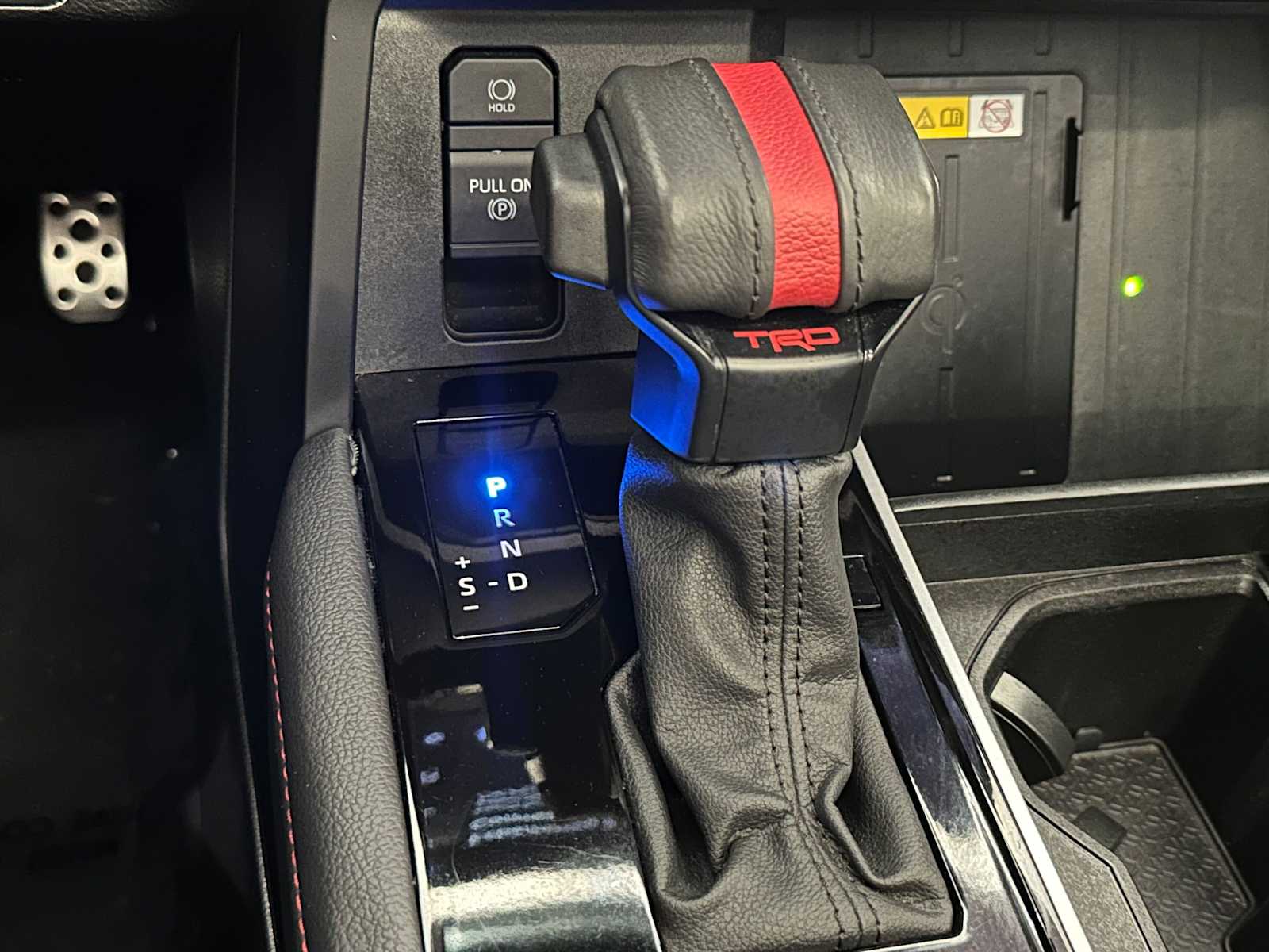 Thumbnail: 2023 Toyota Sequoia - 15