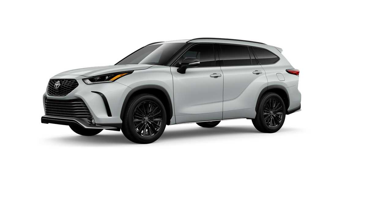 Thumbnail: 2026 Toyota Highlander - 2