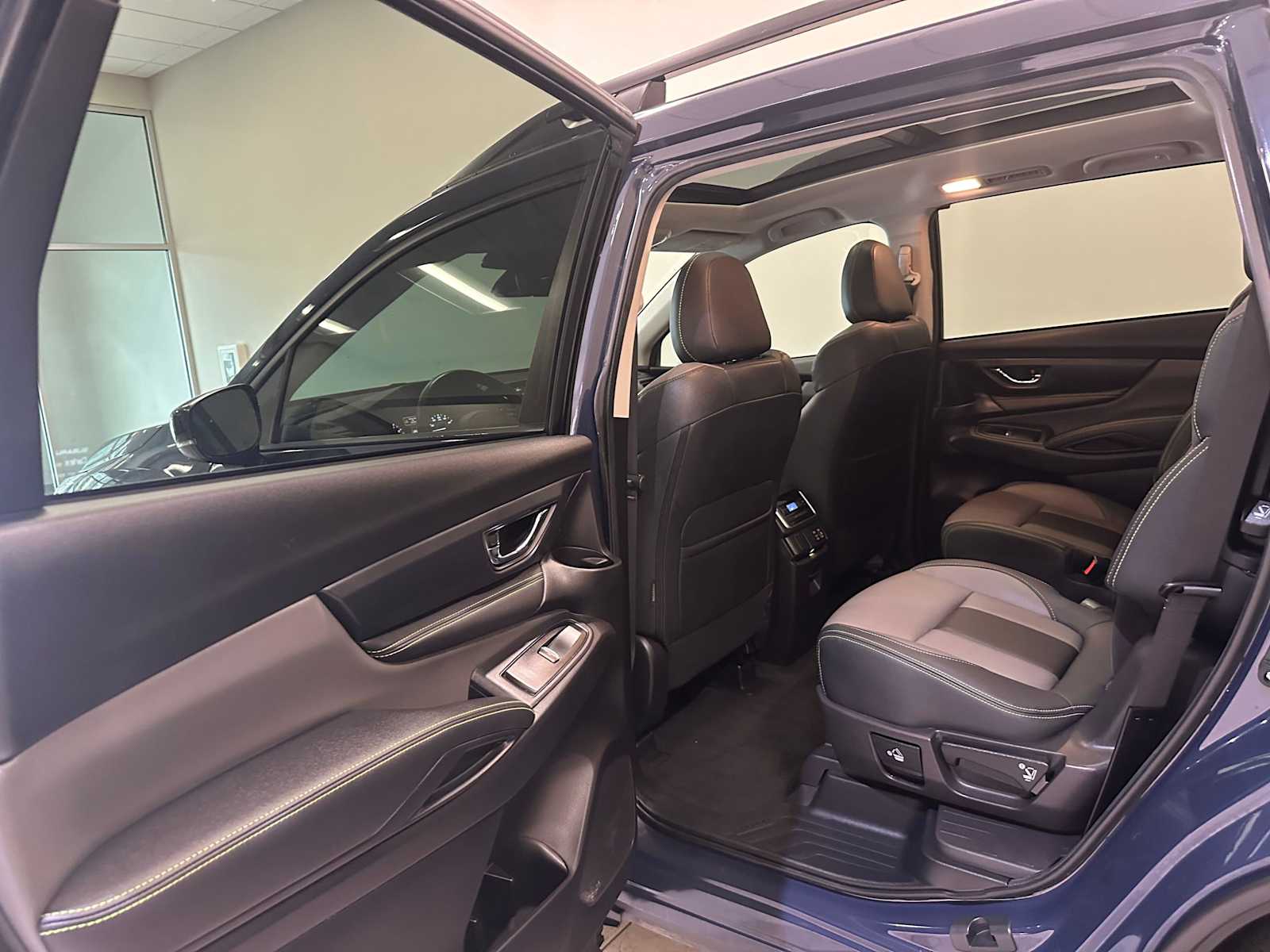 Thumbnail: 2024 Subaru Ascent - 24