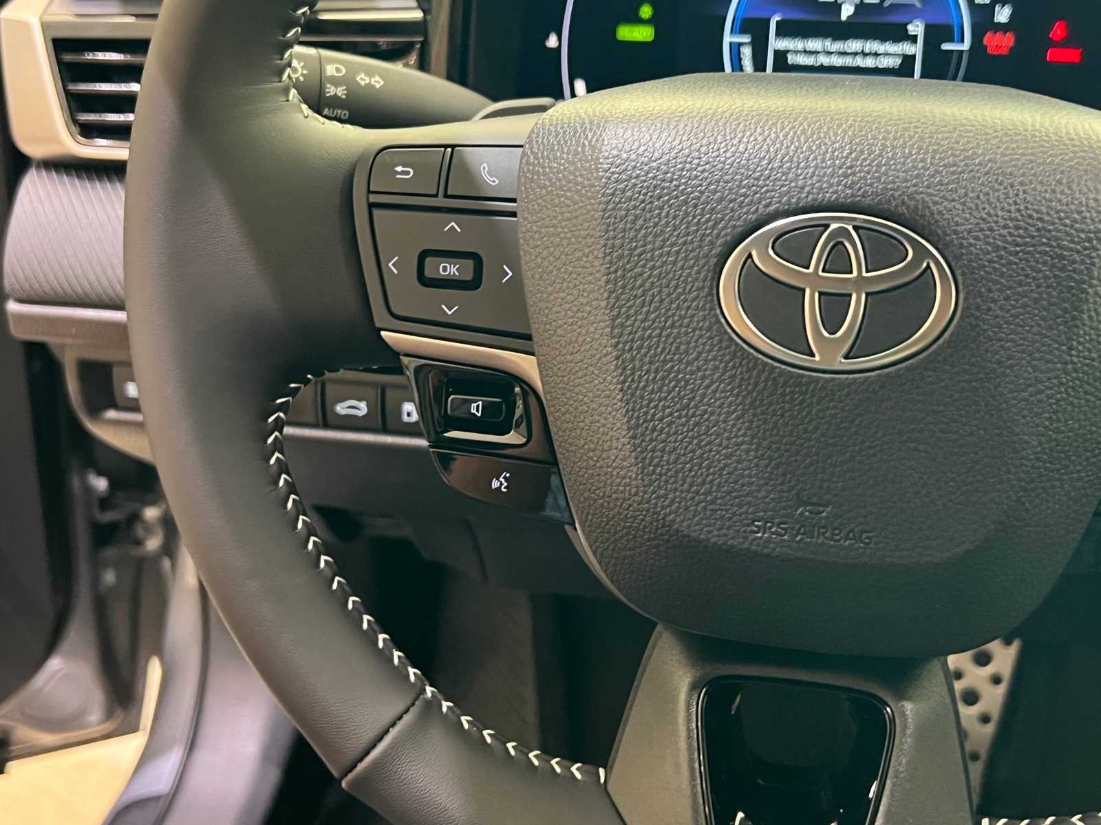 Thumbnail: 2025 Toyota Camry - 21