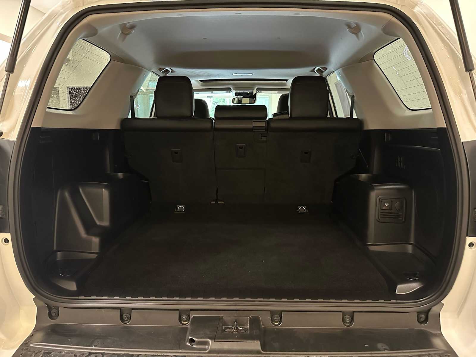 Thumbnail: 2023 Toyota 4Runner - 31