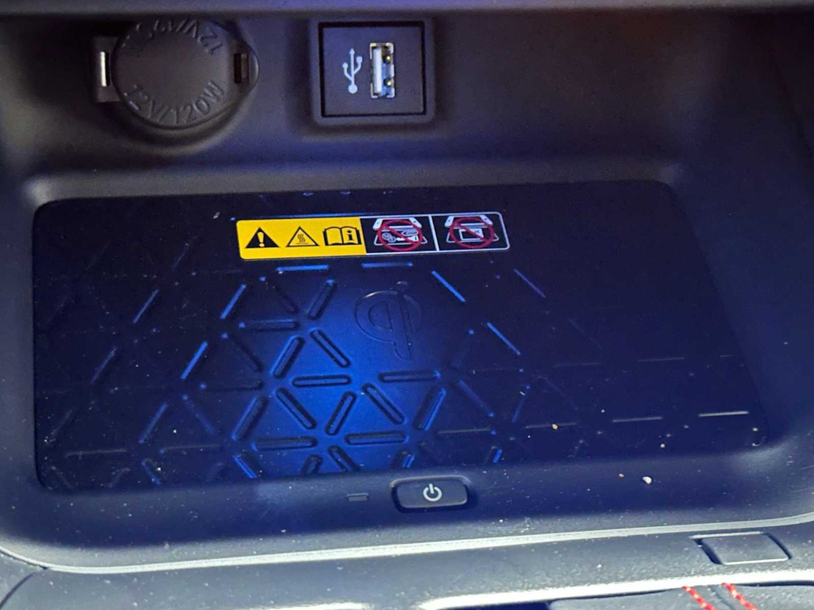 Thumbnail: 2025 Toyota RAV4 - 16