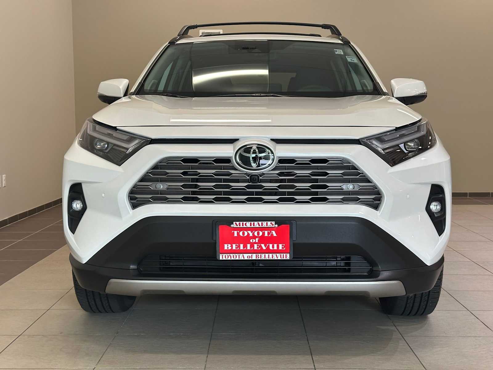 Thumbnail: 2025 Toyota RAV4 - 6