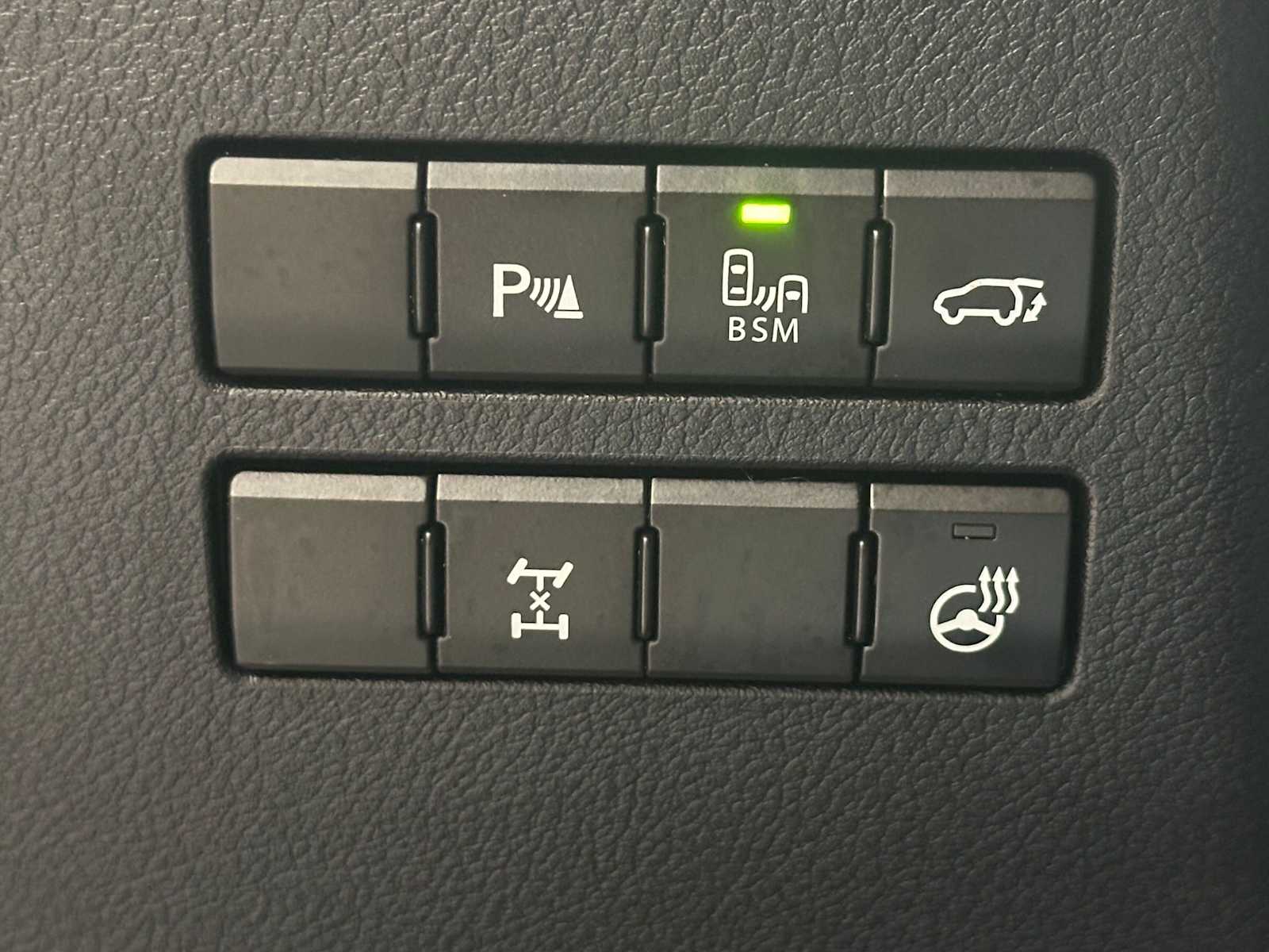 Thumbnail: 2015 Lexus NX - 20