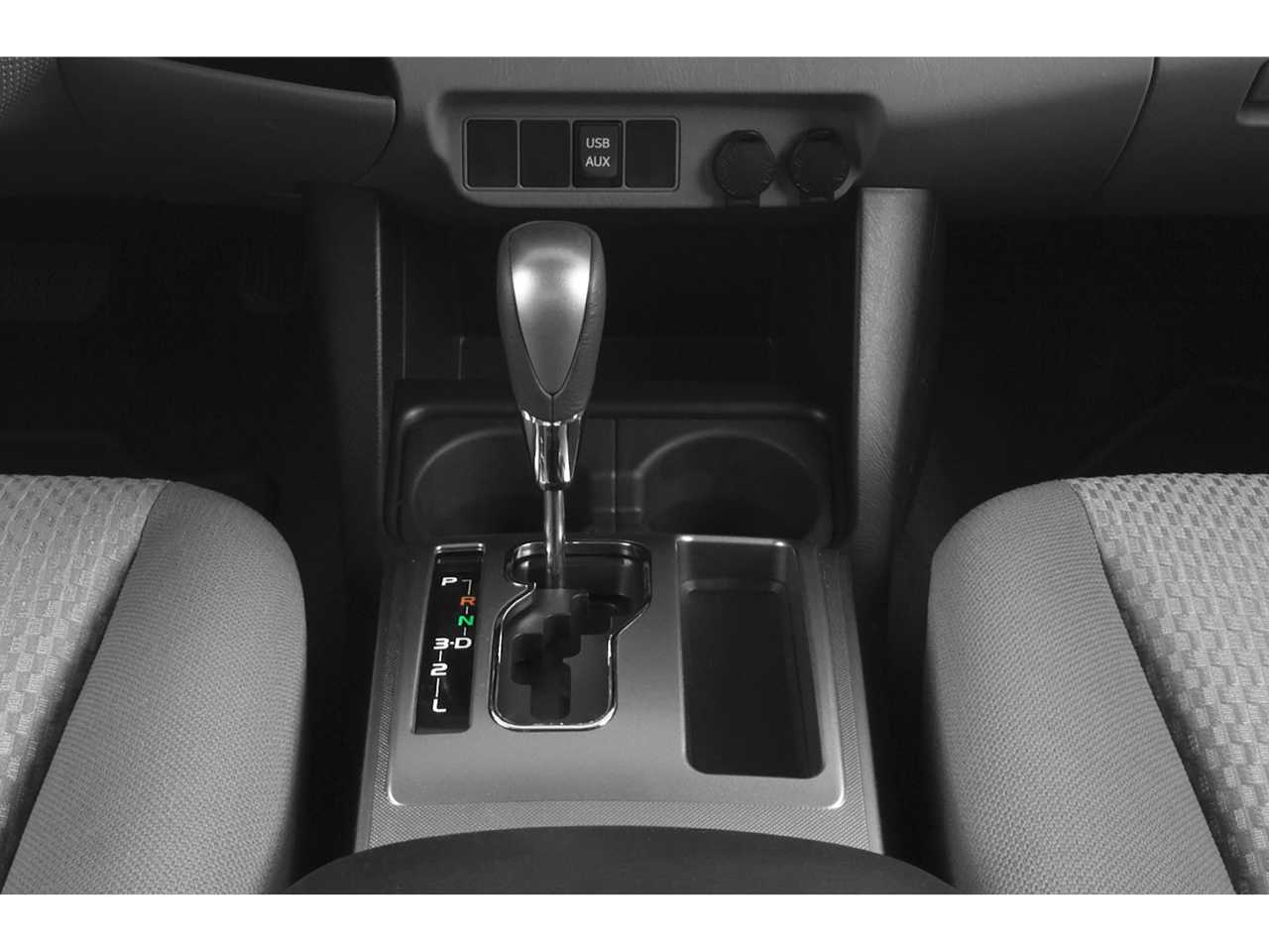 Thumbnail: 2015 Toyota Tacoma - 8