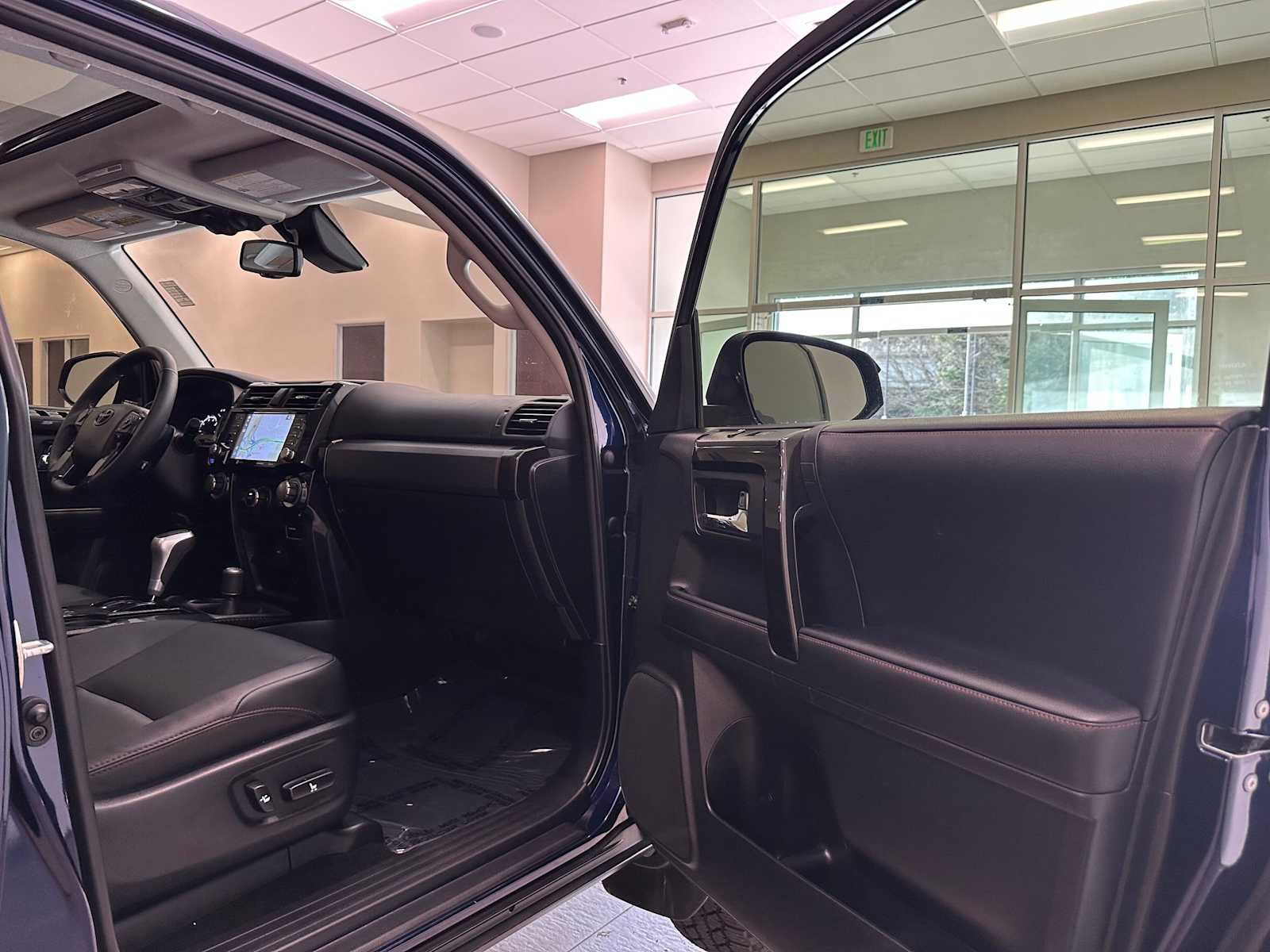 Thumbnail: 2021 Toyota 4Runner - 30