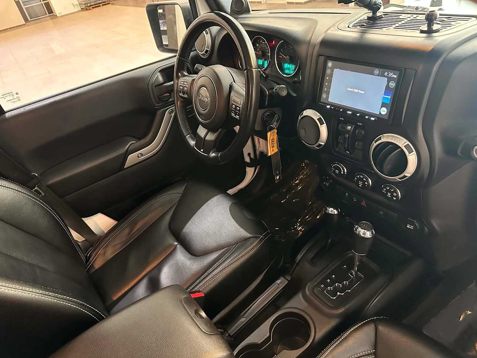 Thumbnail: 2013 Jeep Wrangler - 26