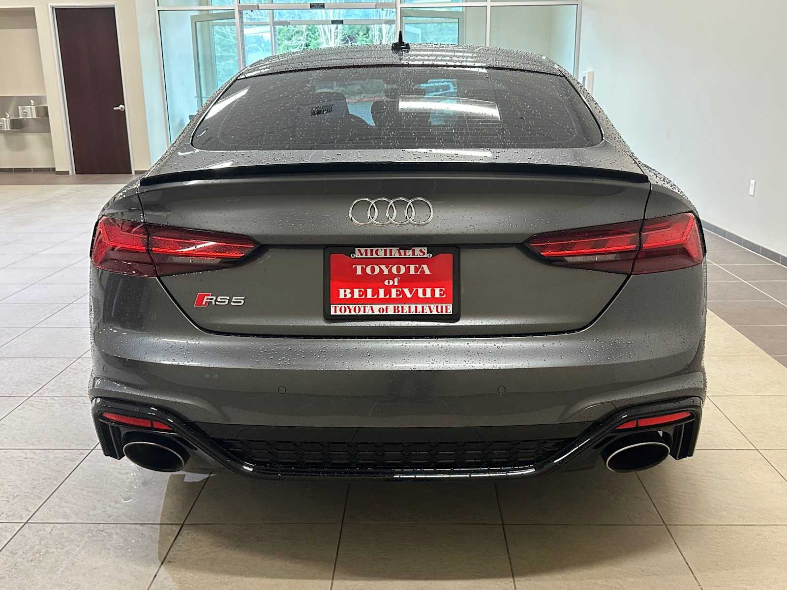 Thumbnail: 2021 Audi RS 5 - 5