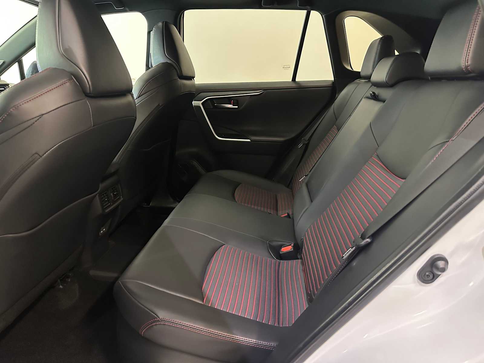 Thumbnail: 2024 Toyota RAV4 - 22