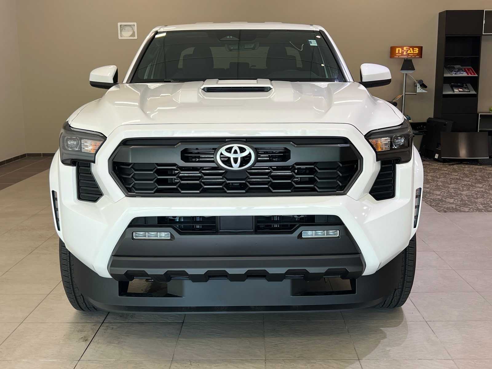 Thumbnail: 2025 Toyota Tacoma - 8