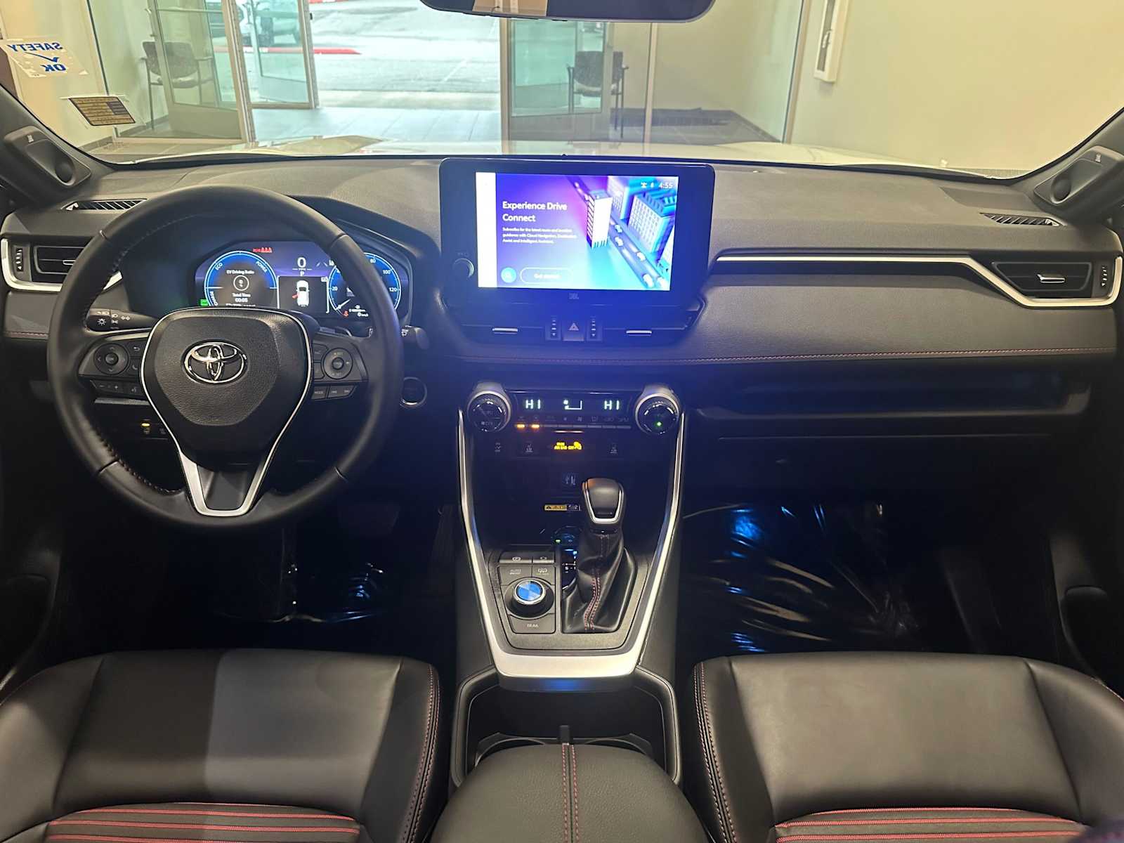 Thumbnail: 2025 Toyota RAV4 - 10