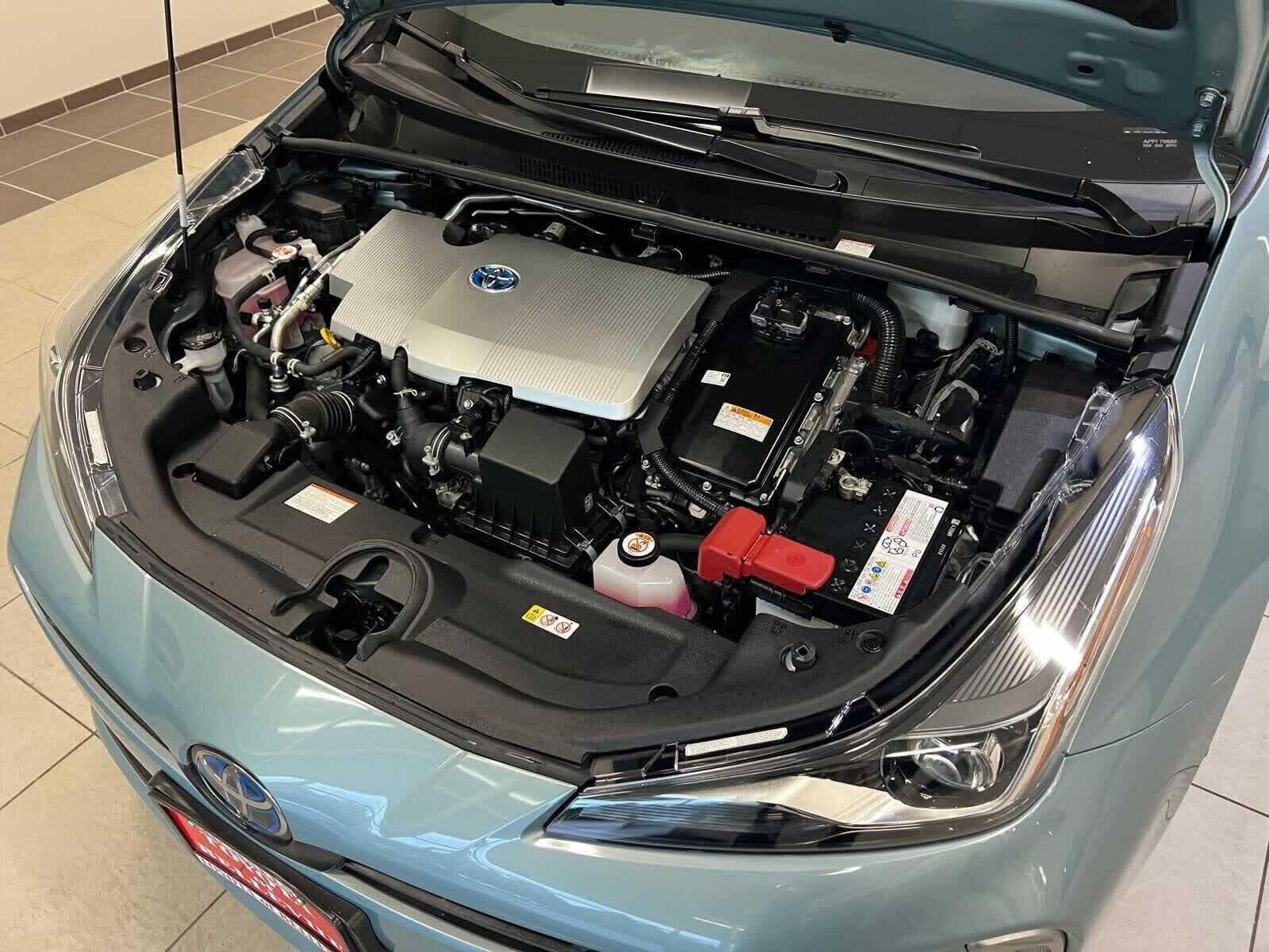 Thumbnail: 2022 Toyota Prius - 7