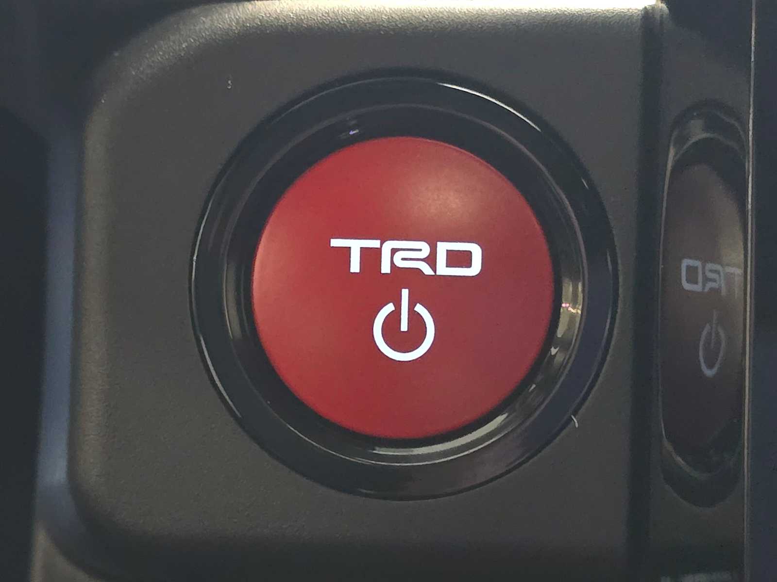Thumbnail: 2026 Toyota 4Runner - 19